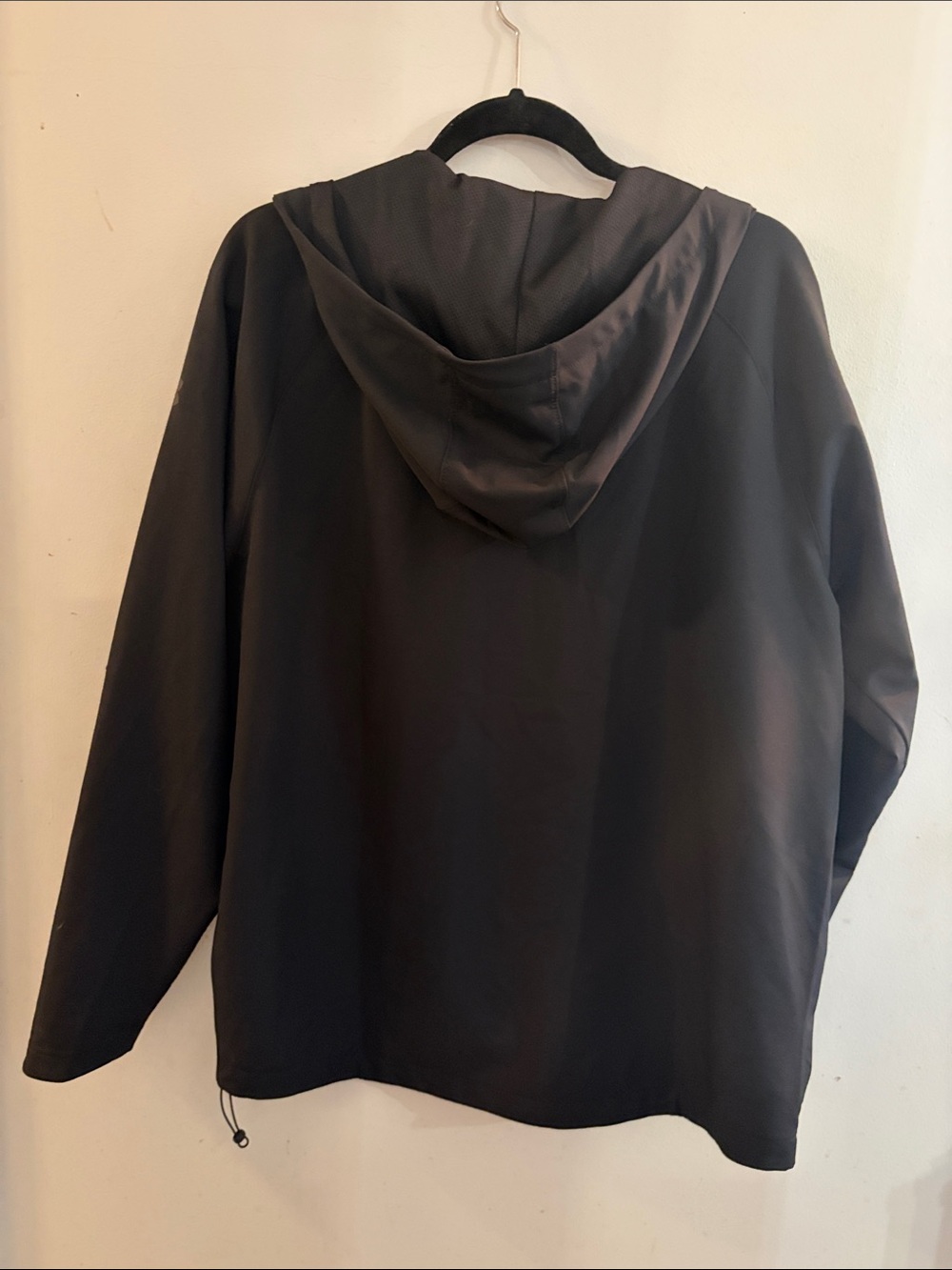 Under Armour Men's Black Hooded Softshell Jacket - Picture 4 of 4